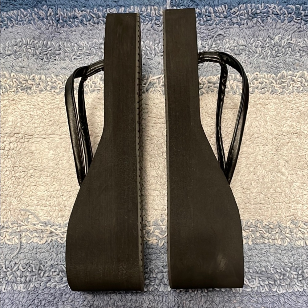 Platform Flip Flops - Picture 2 of 9